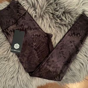 Scorpio Sol Vinyasa High Waisted Legging NWT